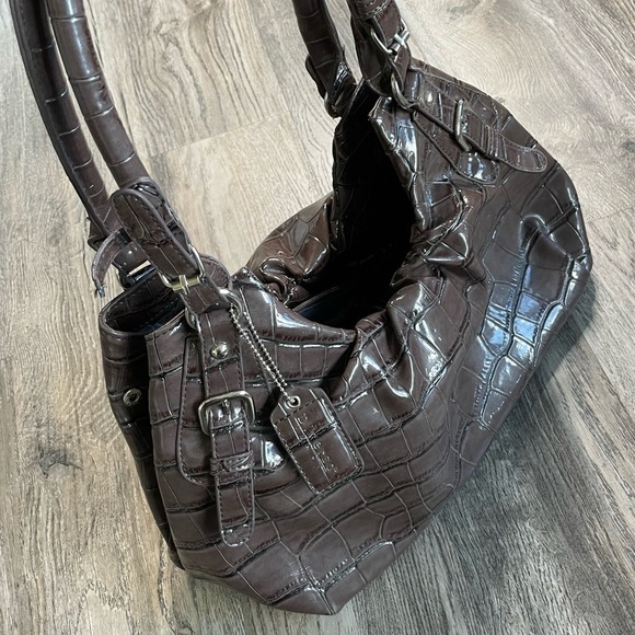 Diverso Italy Handbags - Diverse Italy Brown Handbag